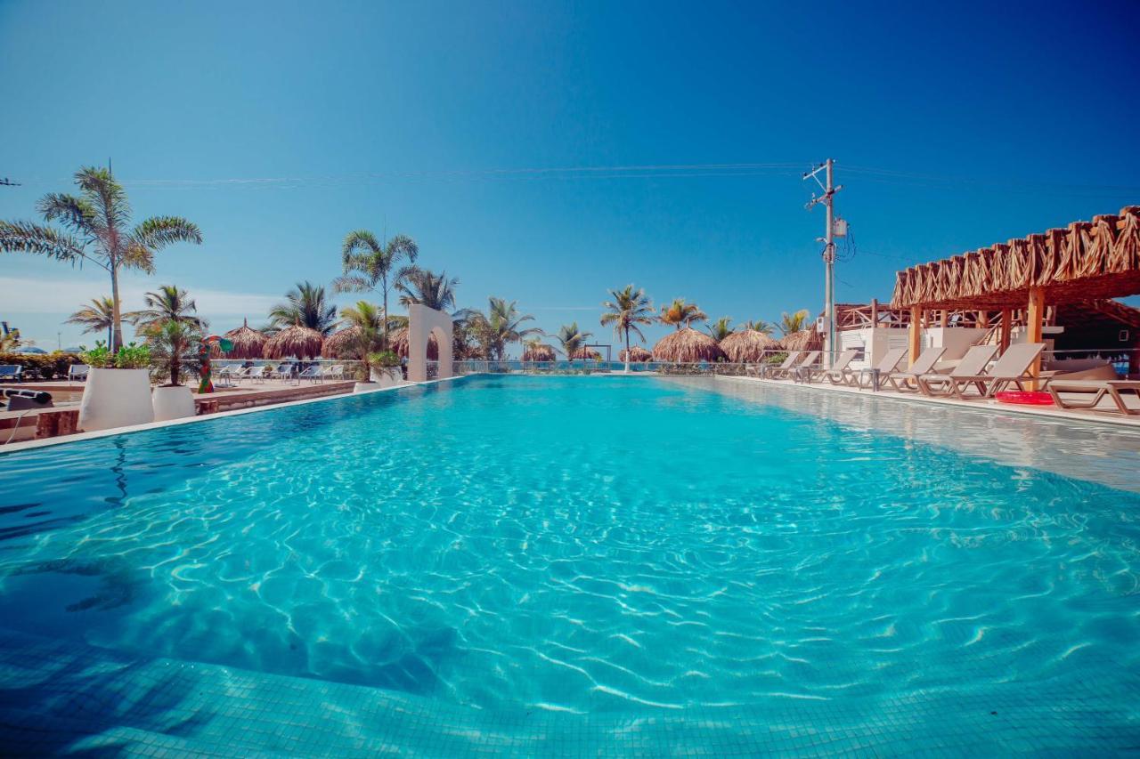 Loa Tolu By Bernalo Hotels Bagian luar foto