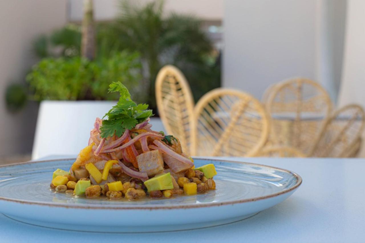 Loa Tolu By Bernalo Hotels Bagian luar foto