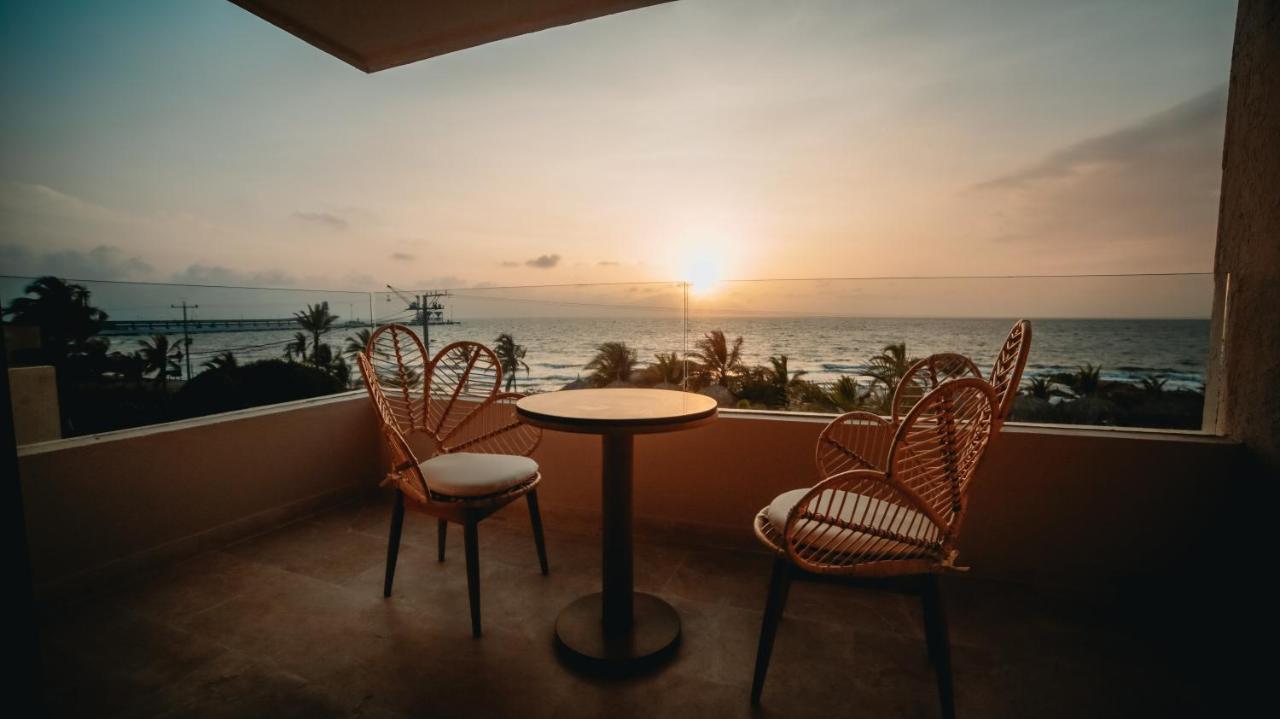 Loa Tolu By Bernalo Hotels Bagian luar foto
