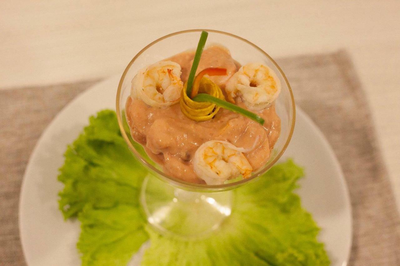 Loa Tolu By Bernalo Hotels Bagian luar foto